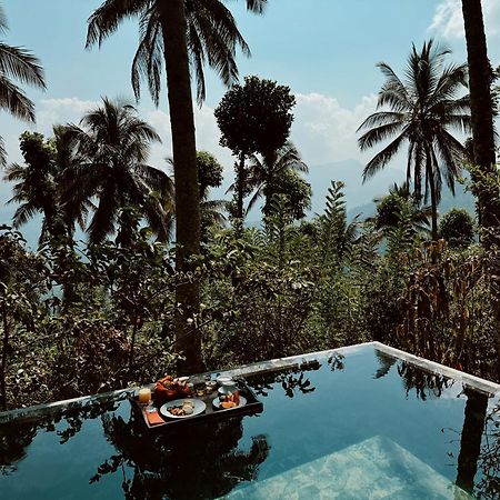 Aarunya Nature Resort&Spa Kandy Bagian luar foto