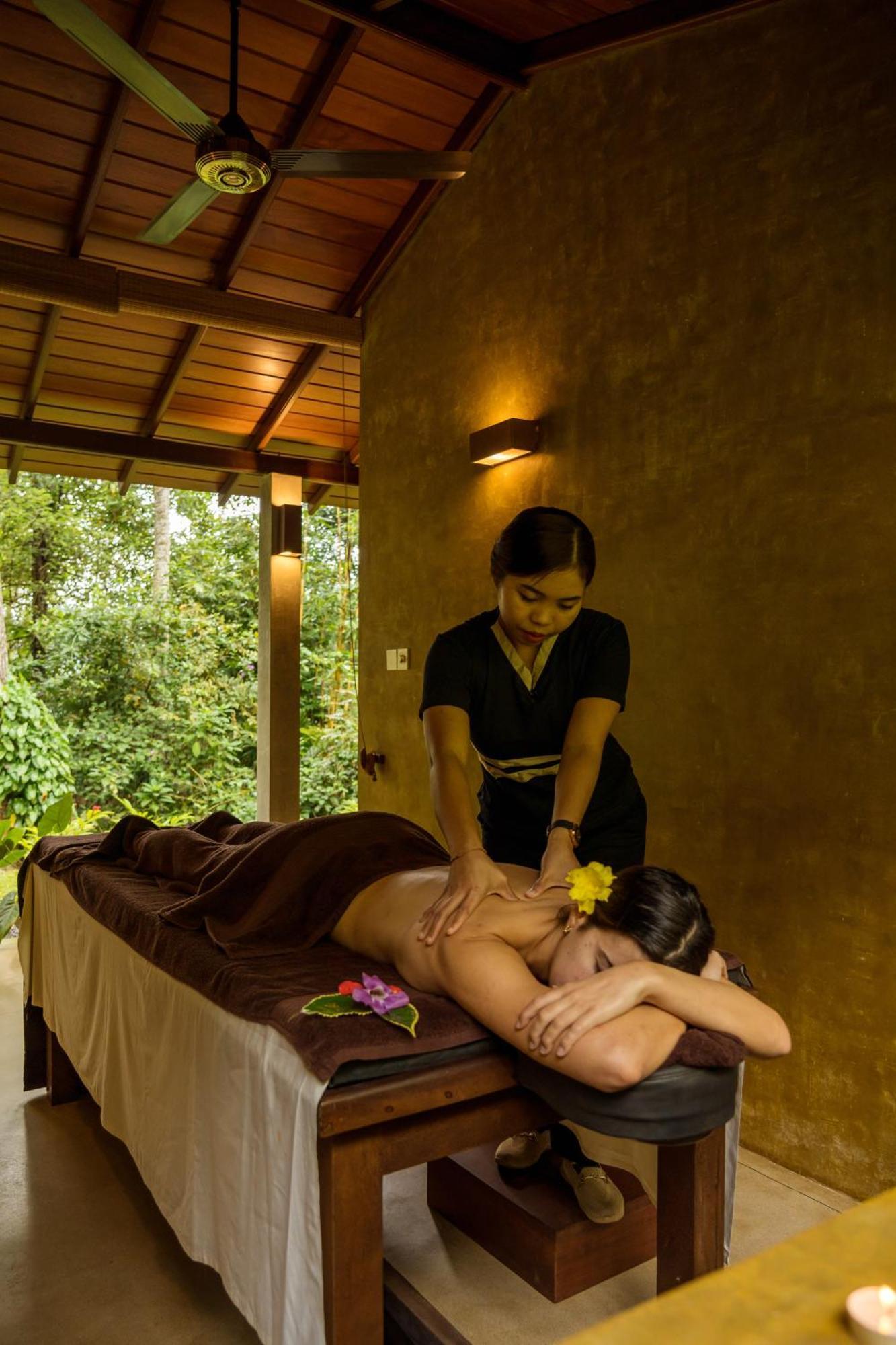 Aarunya Nature Resort&Spa Kandy Bagian luar foto