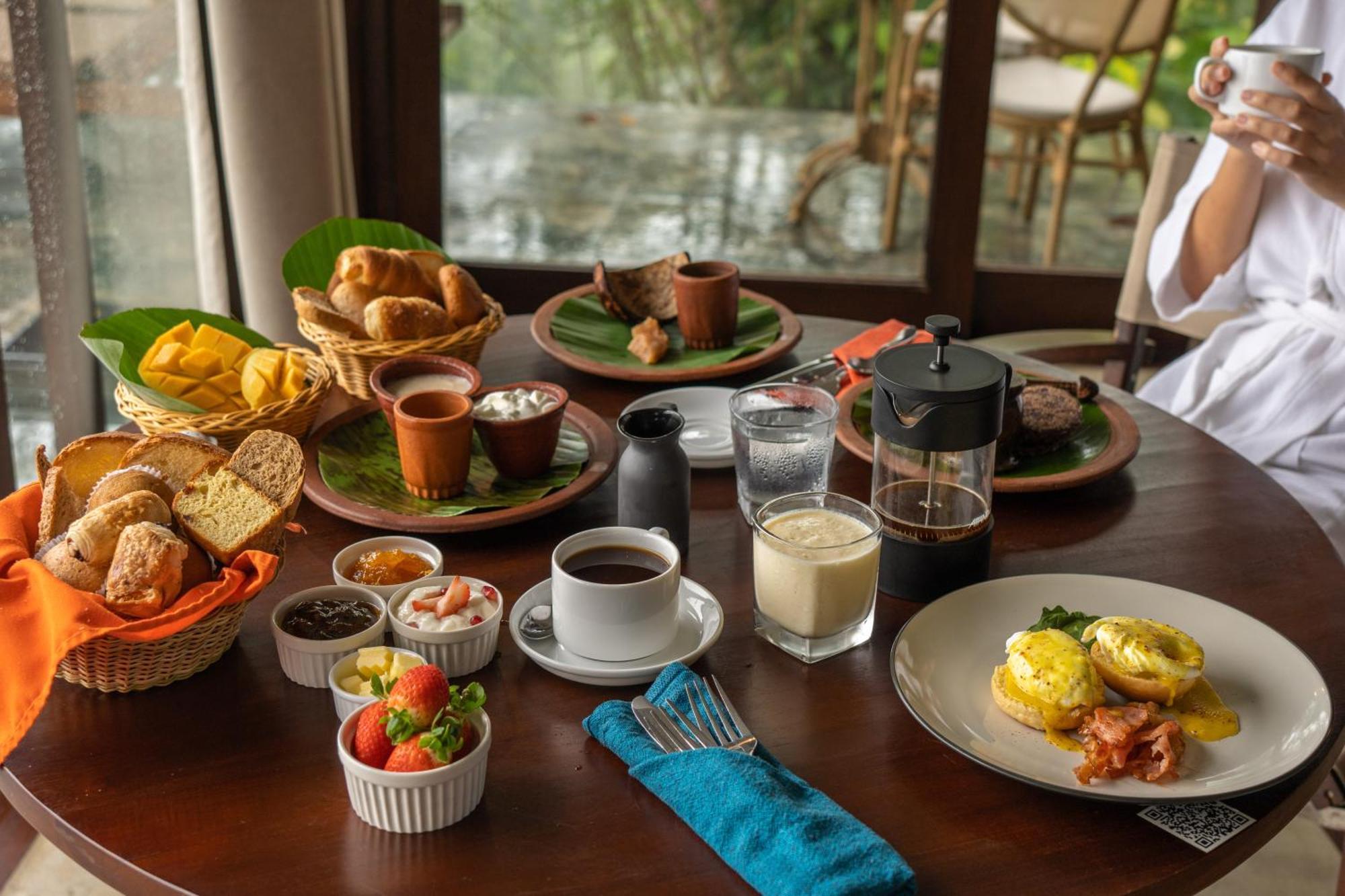 Aarunya Nature Resort&Spa Kandy Bagian luar foto