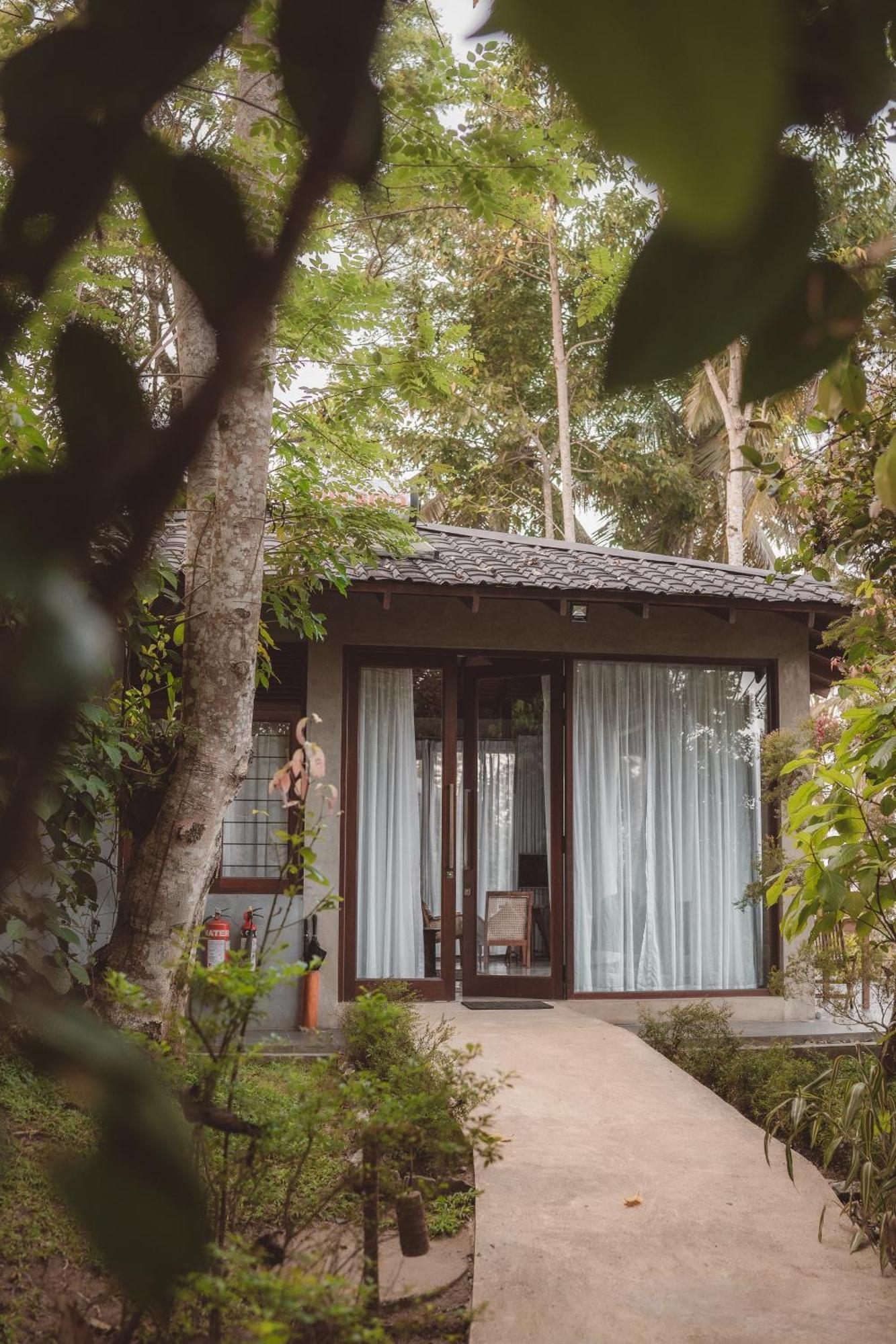Aarunya Nature Resort&Spa Kandy Bagian luar foto